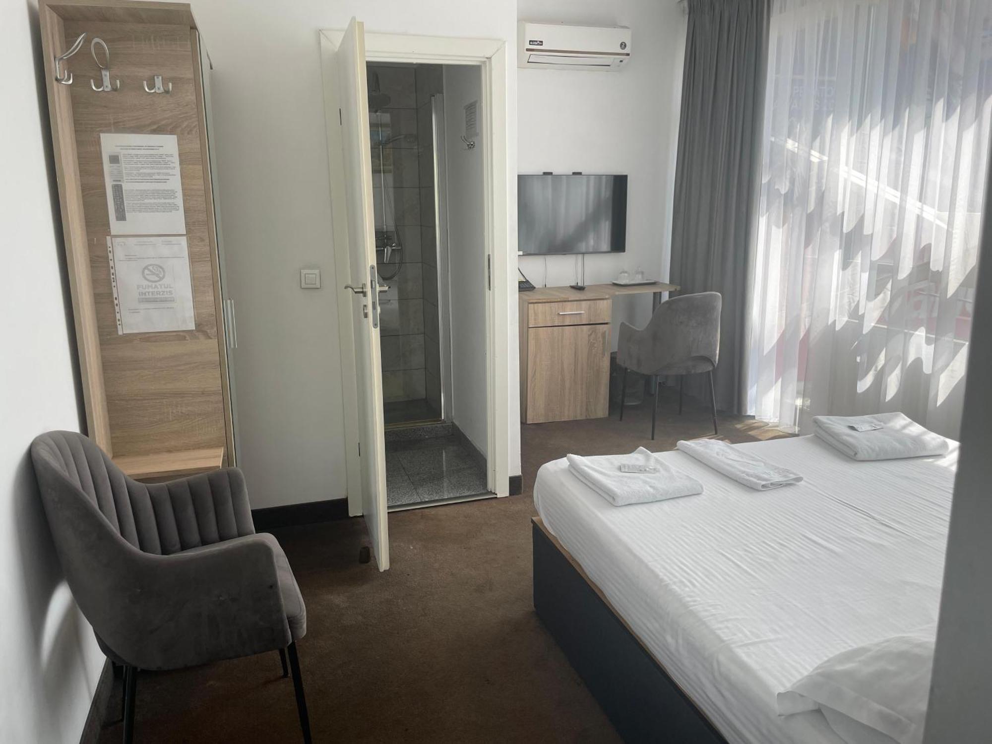 Hotel Vitan273 Bukares Bagian luar foto